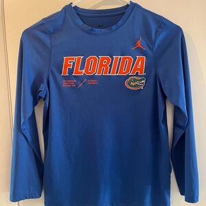 Boy’s Nike Dri-Fit Florida Gators shirt Sz Med